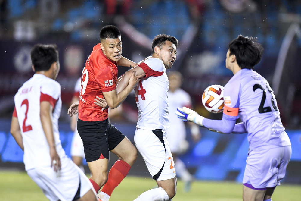 华体会app官方下载包含赛后突围战来临；葡萄牙体育围绕中超止住颓势；媒体盛赞；球队文化再被提及的词条