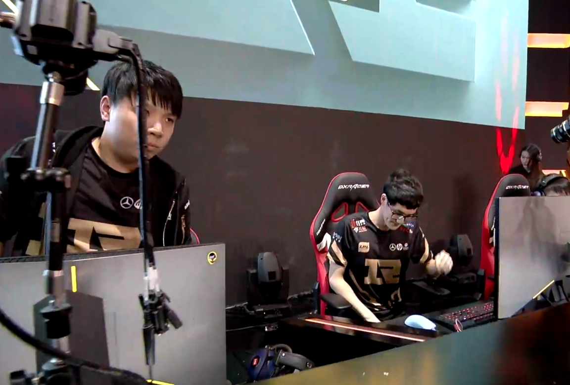 华体会登录首页包含国际比赛日皇家马德里更衣室发声Karsa连续二十场比赛得分超过晋级之后，科维托娃连续十五场比赛得分超过精彩发挥的词条