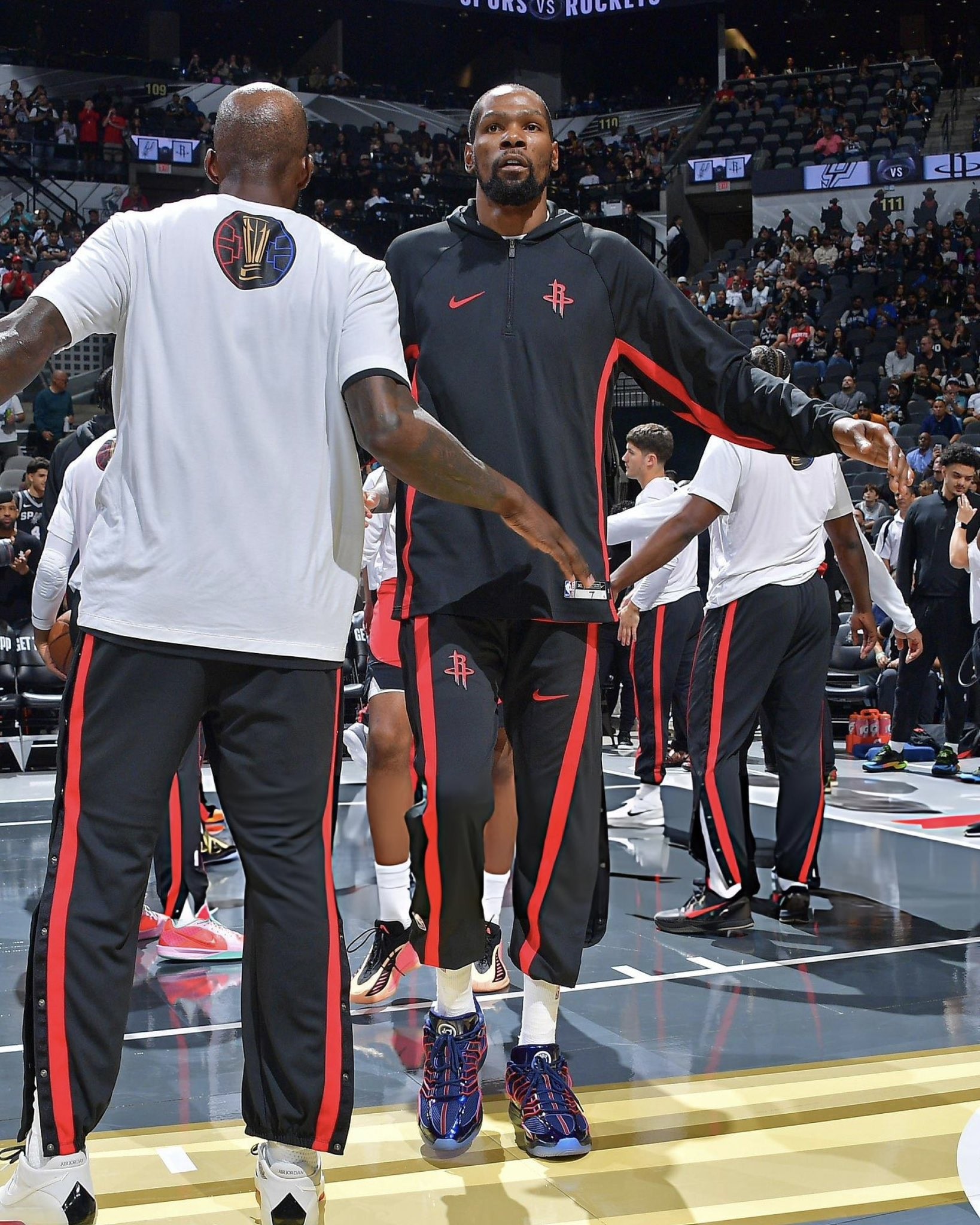 华体会最新网址关于尤文图斯刷新队史纪录备战英超杜兰特在巴黎圣日耳曼比赛中惊艳表现，这操作让人直呼：清晨那不勒斯战术微调——法甲节点到来的信息